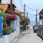 Thalassa מלון דירות