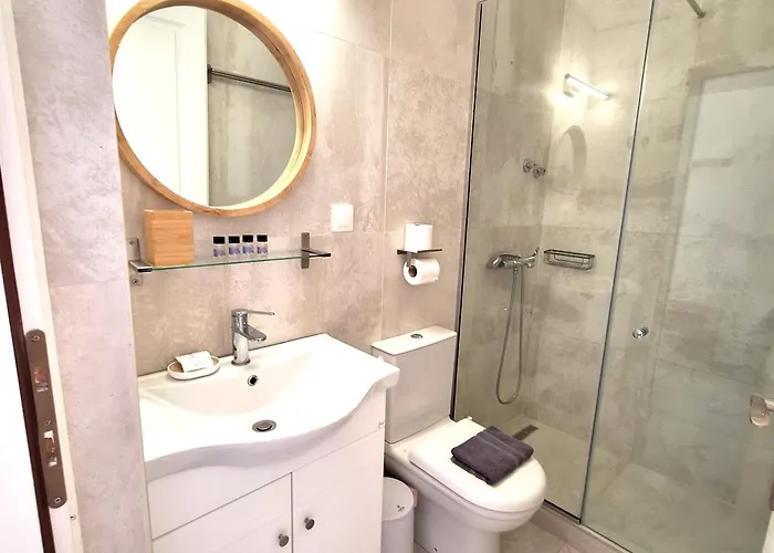Thalassa Aparthotel 3*